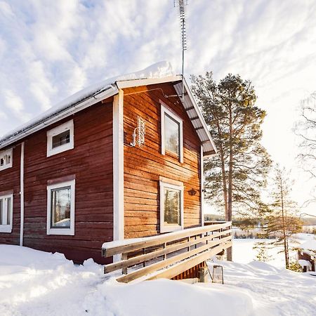 Kalix Riverside Inn, Farm Timbering Eksteriør billede