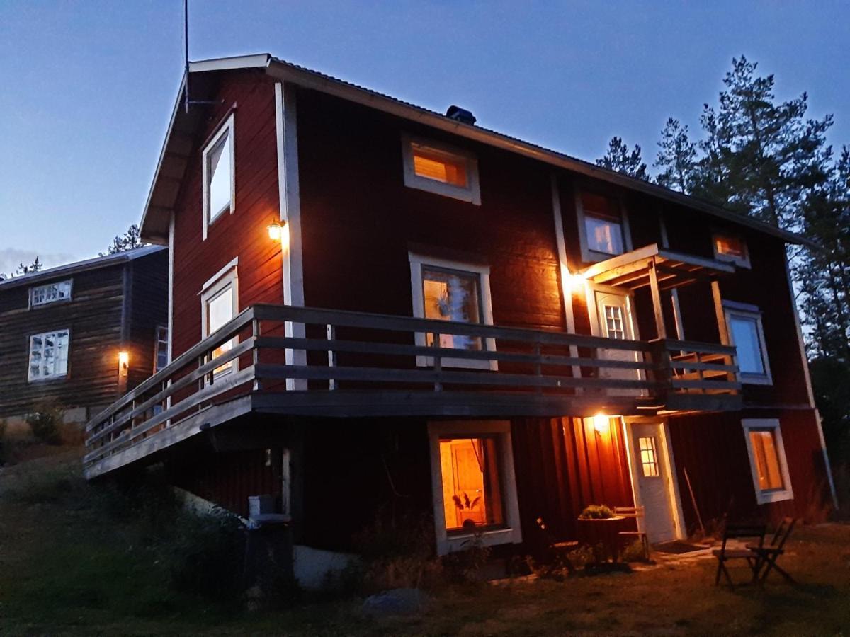 Kalix Riverside Inn, Farm Timbering Eksteriør billede